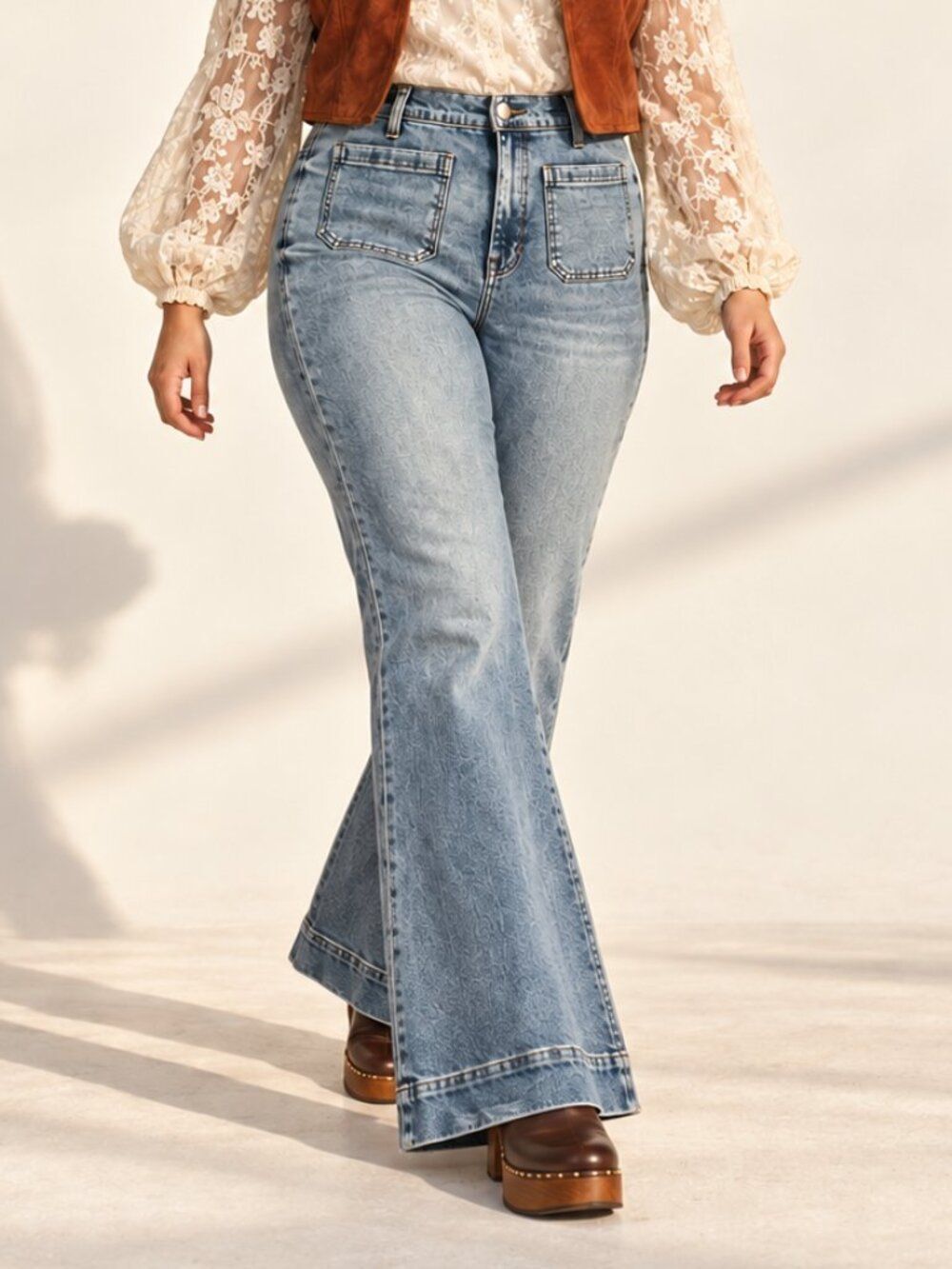 NWT Kensie Savannah High Rise Flare Jeans Light Wash Patch Pockets Size 14/32